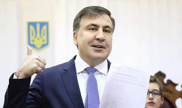 Саакашвили уже встречается со «слугами народа» и убеждает за него проголосовать