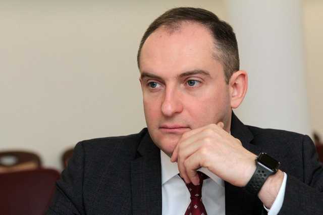 Экс-глава налоговой Верланов подал заявление на Уманского в Офис генпрокурора