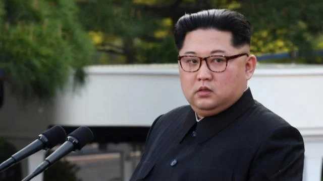 Китай направил медиков в КНДР для консультаций Ким Чен Ына