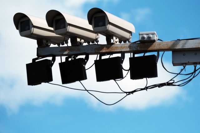 В Киеве с 1 мая вводят автоматические штрафы для водителей: где установлены камеры