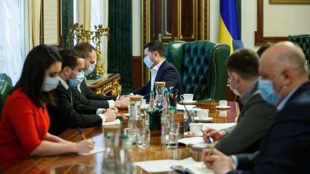 Завтра Кабмин открает рынки по всей Украине