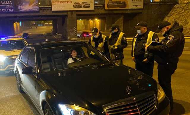 Мерседес на якому роз’їзжали п’яні Слончак та Костенко належить держаній будівельній компанії Київміскбуд