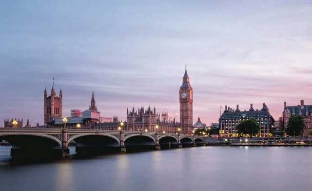 Великобритания вышла на третье место по числу смертей из-за коронавируса