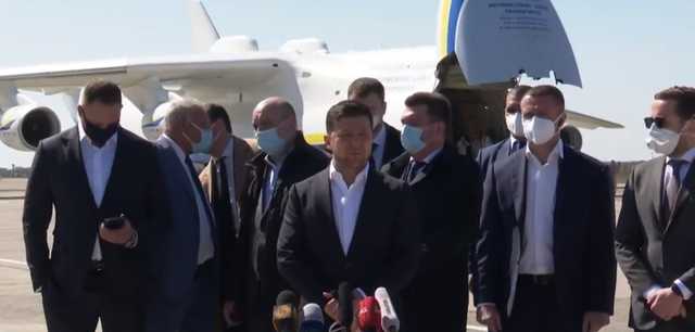 Свинарчуку и не снилось. Украинцы обсуждают “гуманитарный груз” Гереги