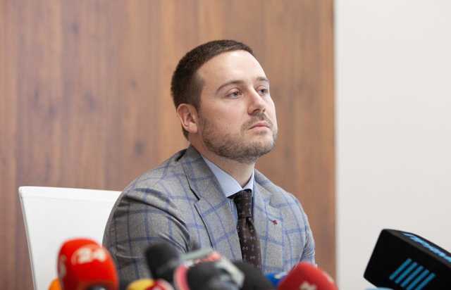 Избившему полицейского заму Кличко выплатят компенсацию за увольнение