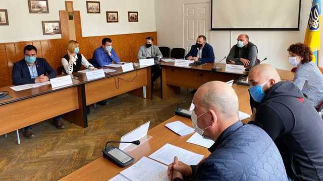 Мэр Черкасс влип в неприятности из-за "досрочного" смягчения карантина