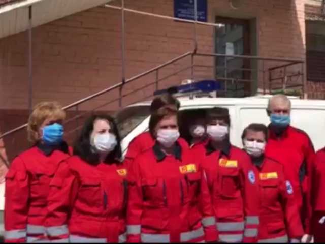 Врачи скорой помощи устроили протест в Ивано-Франковске