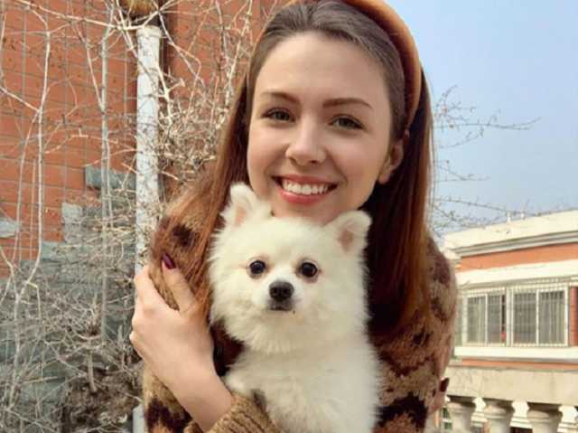 Украинке, которую не эвакуировали из Китая из-за собаки, все-таки удалось вернуться домой