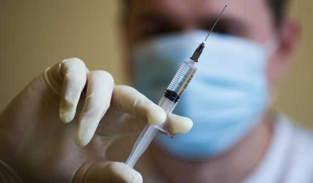 Экспериментальная вакцина от коронавируса может появиться в миллионах доз к концу 2020