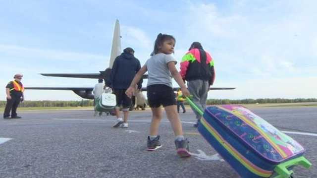 МАУ готовит самолеты, чтобы возить украинских заробитчан в пять стран Европы