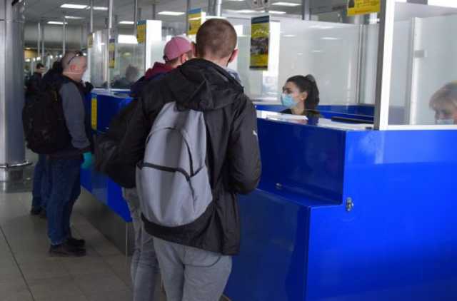 В Украину эвакуировали еще около 800 человек