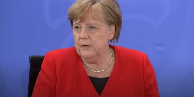 Российские хакеры украли переписку Меркель, — Der Spiegel
