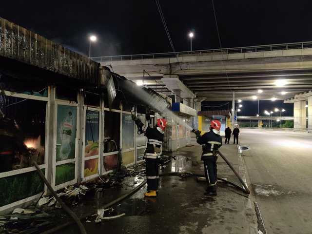 В Киеве в Голосеевском районе горели МАФы