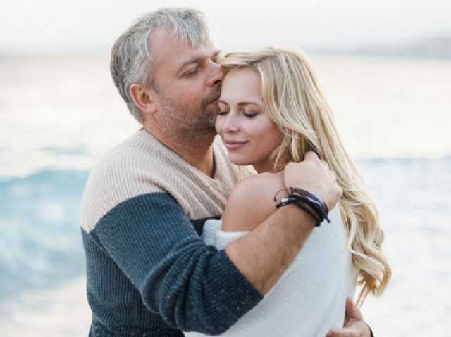 Известная украинская певица родила мужу долгожданного сына