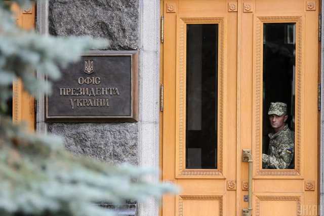 У Зеленського зробили все, аби конфлікт із місцевою владою став неминучим – Пекар