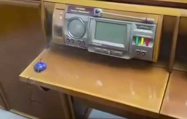 В Раде у "слуги народа" загорелся пульт для голосования: видео