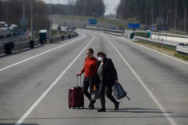 Пусть власти идут подальше с такими зарплатами: почему заробитчане выбирают чужбину