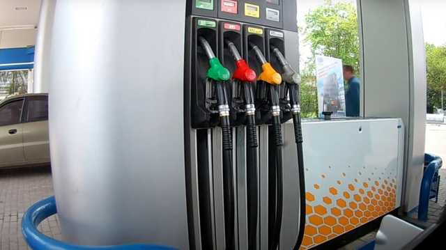 АЗС придумали новую схему развода украинцев: 5 гривен за минуту