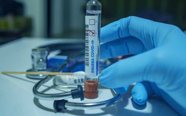 "Золотые" капельницы и лекарства: украинка шокировала суммой лечения коронавируса в Харькове