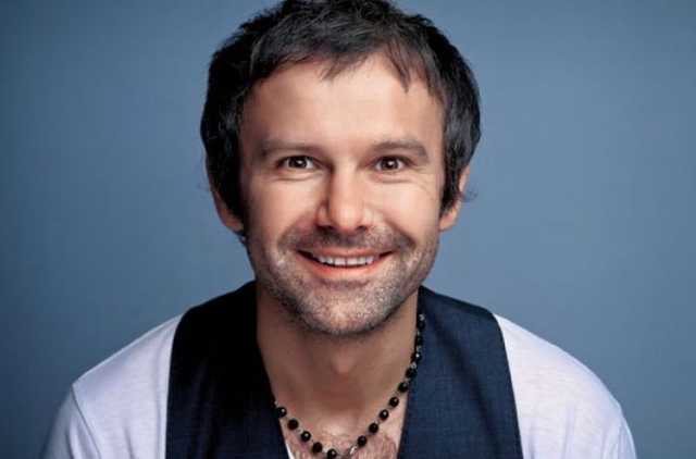 Святослав Вакарчук показал, как выглядел в младенчестве