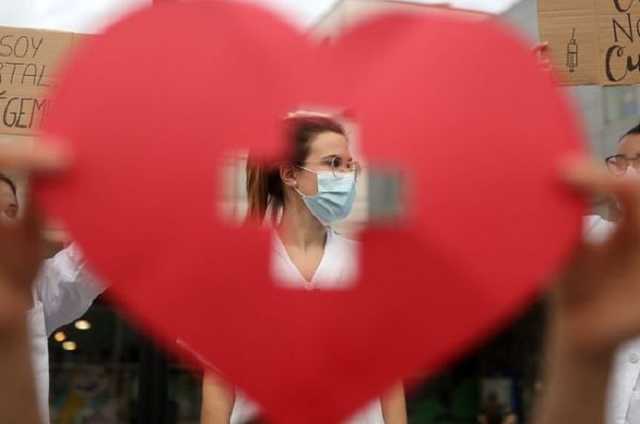 Аллергия в пик коронавируса: как их различить и что делать