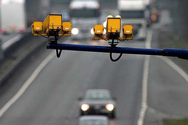 Штрафы системы автофиксации нарушений ПДД отменит суд – юрист