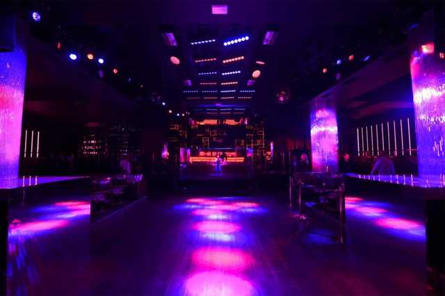 У Києві почали штрафувати нічні клуби за роботу під час карантину