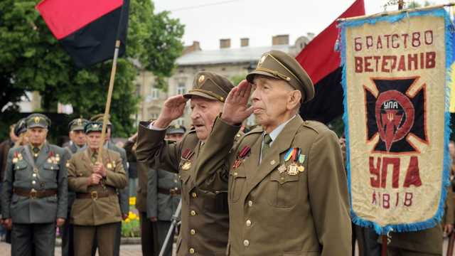 Сьогодні в Україні відзначають День Героїв