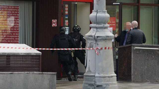 Появилось полное видео молниеносного задержания захватчика заложников в московском банке