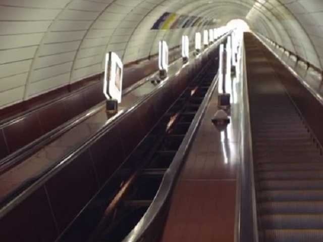 Спецразметка и правила для пассажиров: как выглядит метро Киева накануне открытия