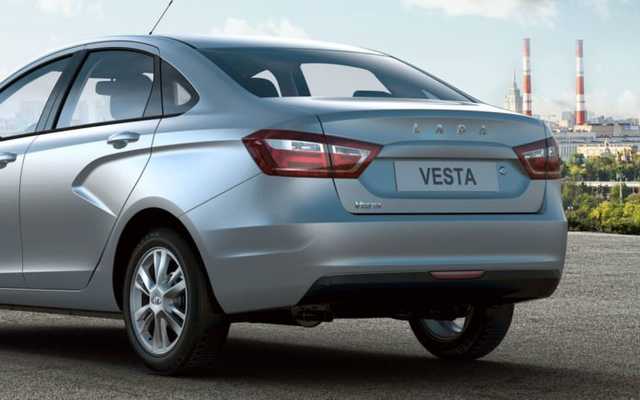 Финны выбросили целую партию новых российских седанов Lada Vesta