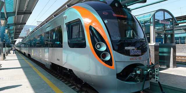 Хабар для Юрчика. Як Укрзалізниця послала Зеленського