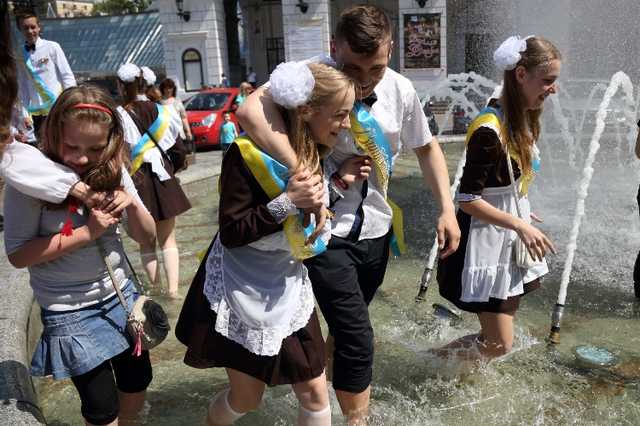 “Последний звонок” в Киеве проведут онлайн, – КГГА