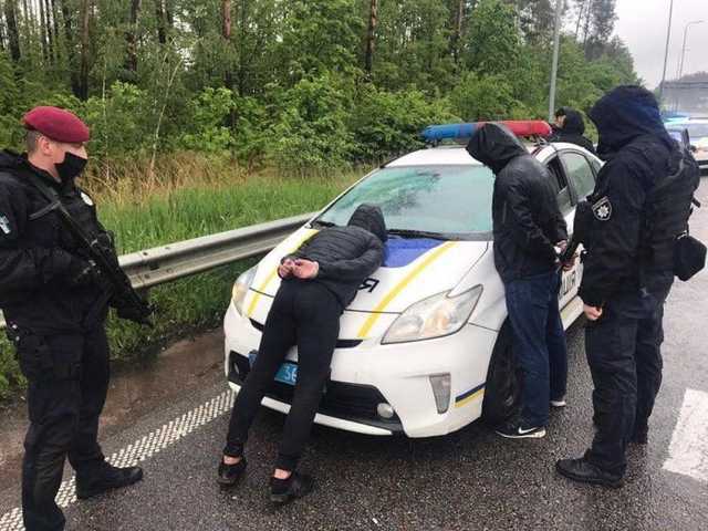 Появилось видео задержания бандитской группировки после перестрелки в Броварах