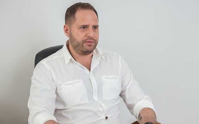 Почти 11 миллионов наличными, годовой доход – 255 000: Ермак подал декларацию