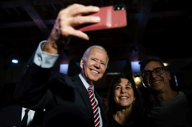 Джо Байден увеличил отрыв от Дональда Трампа в предвыборном рейтинге