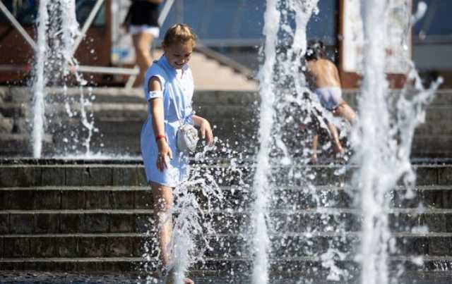 В течение этого месяца будет два периода длинных выходных
