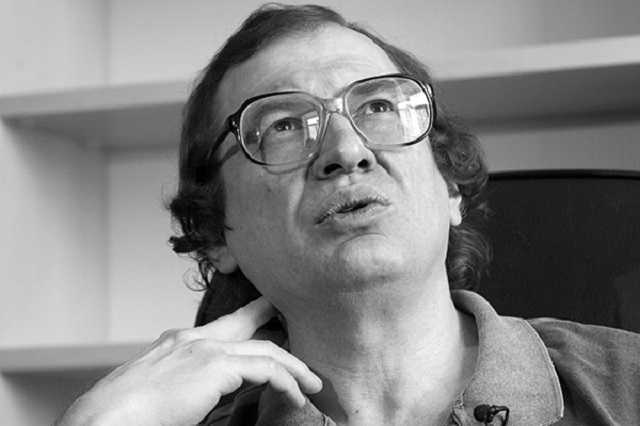 Российский блогер, которого избил украинский спортсмен Можаров, оказался сыном Мавроди