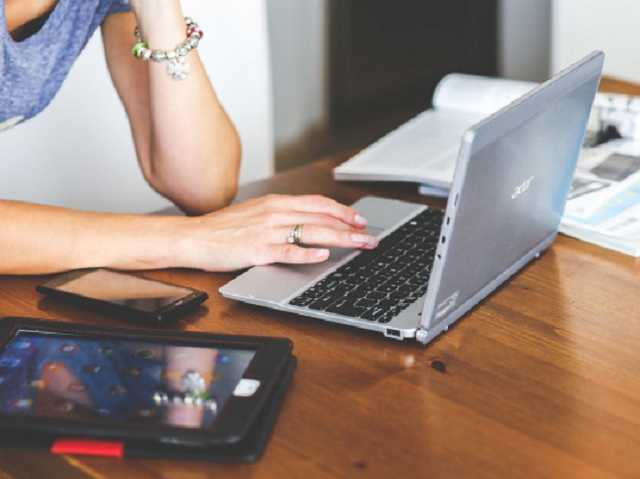 Отомстила подруге: 15-летняя одесская школьница распространяла в соцсетях детское порно