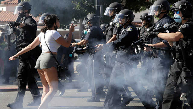 Трамп ввел войска в Вашингтон из-за массовых беспорядков