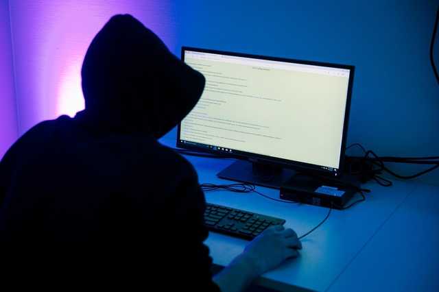 У киевлянки украли iPhone 11 и вывели через monobank 72 тысячи гривен