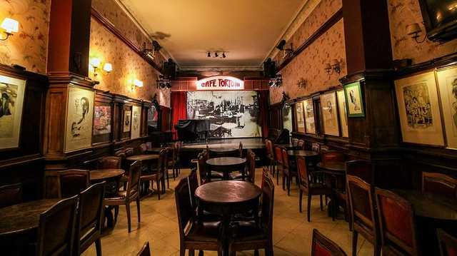 Решение об открытии кафе и ресторанов в Киеве перенесли на следующую неделю