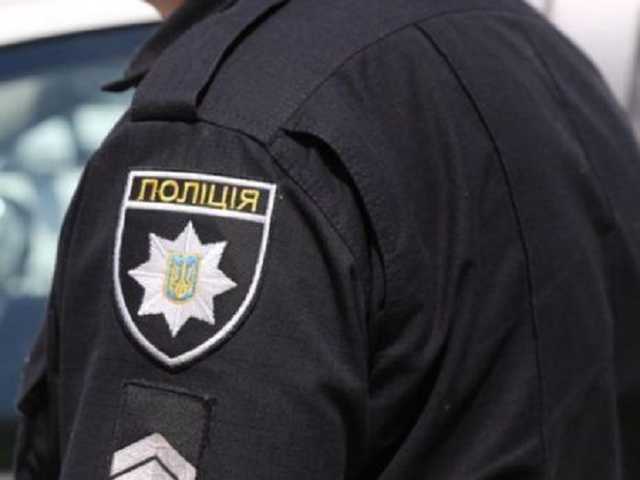 “Вы два петуха!”: в Ивано-Франковске полицейские били и издевались над подростками