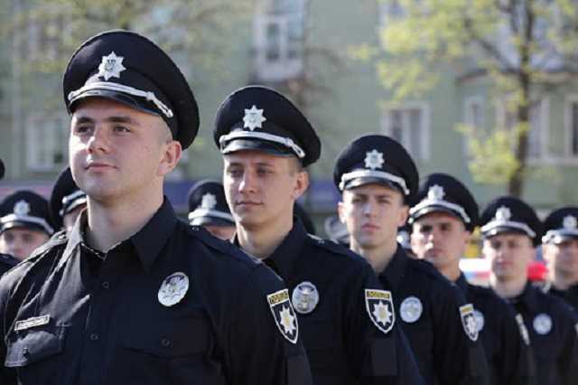 К середине 2021 года полицейский офицер громады будет в каждой ОТГ, - Аваков