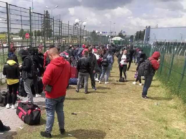 Мошенники устроили масштабную аферу с украинскими заробитчанами: людей вывозят за границу и бросают