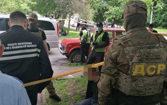Во Львове задержали воров, похитивших у предпринимателя 4,5 млн гривен