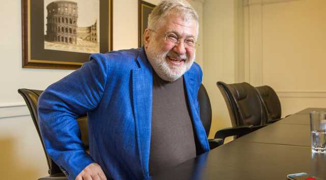 Зеленский рассказал, о чем ему пишет Коломойский