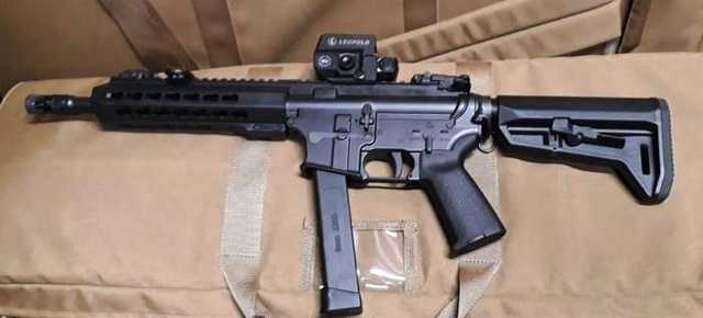 Украинских пограничников планируют вооружить пистолетами-пулеметами SMG-15