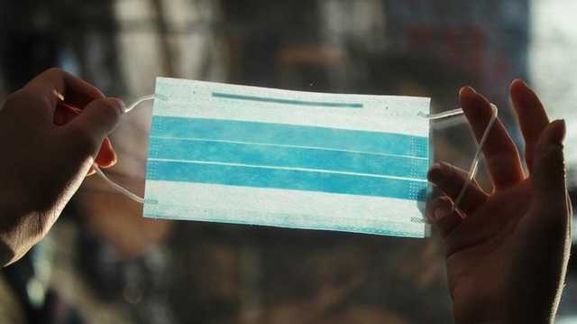 В Австрии разрешили посещать магазины и кафе без защитных масок