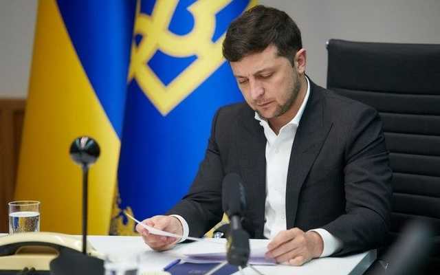 «Не отдавайте!»: украинцы обратились с бескомпромиссным требованием к Зеленскому